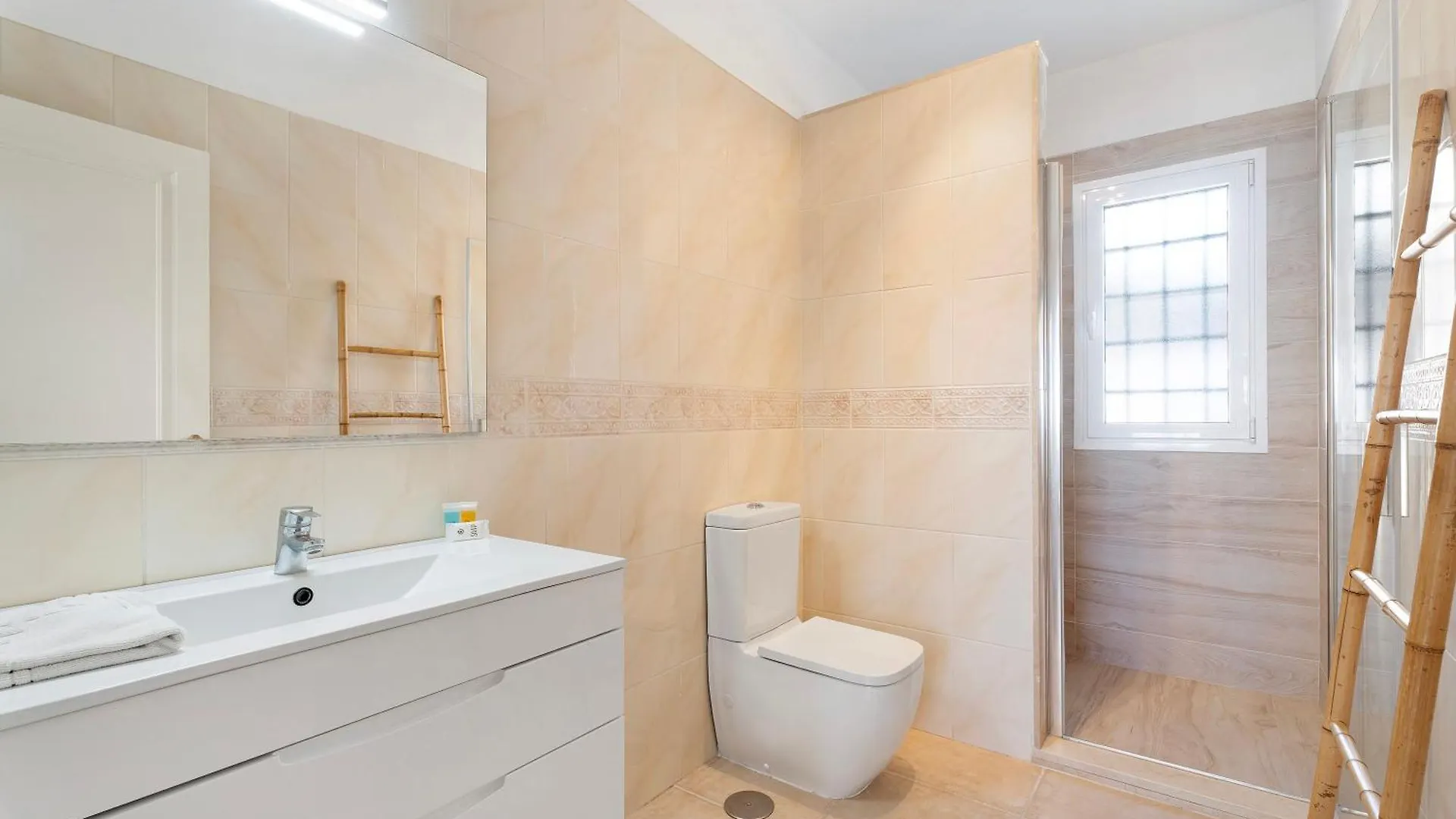 בית נופש פוארטו דה סנטיאגו Casa Carla Private, Pool, Air By Paramount Holidays ספרד