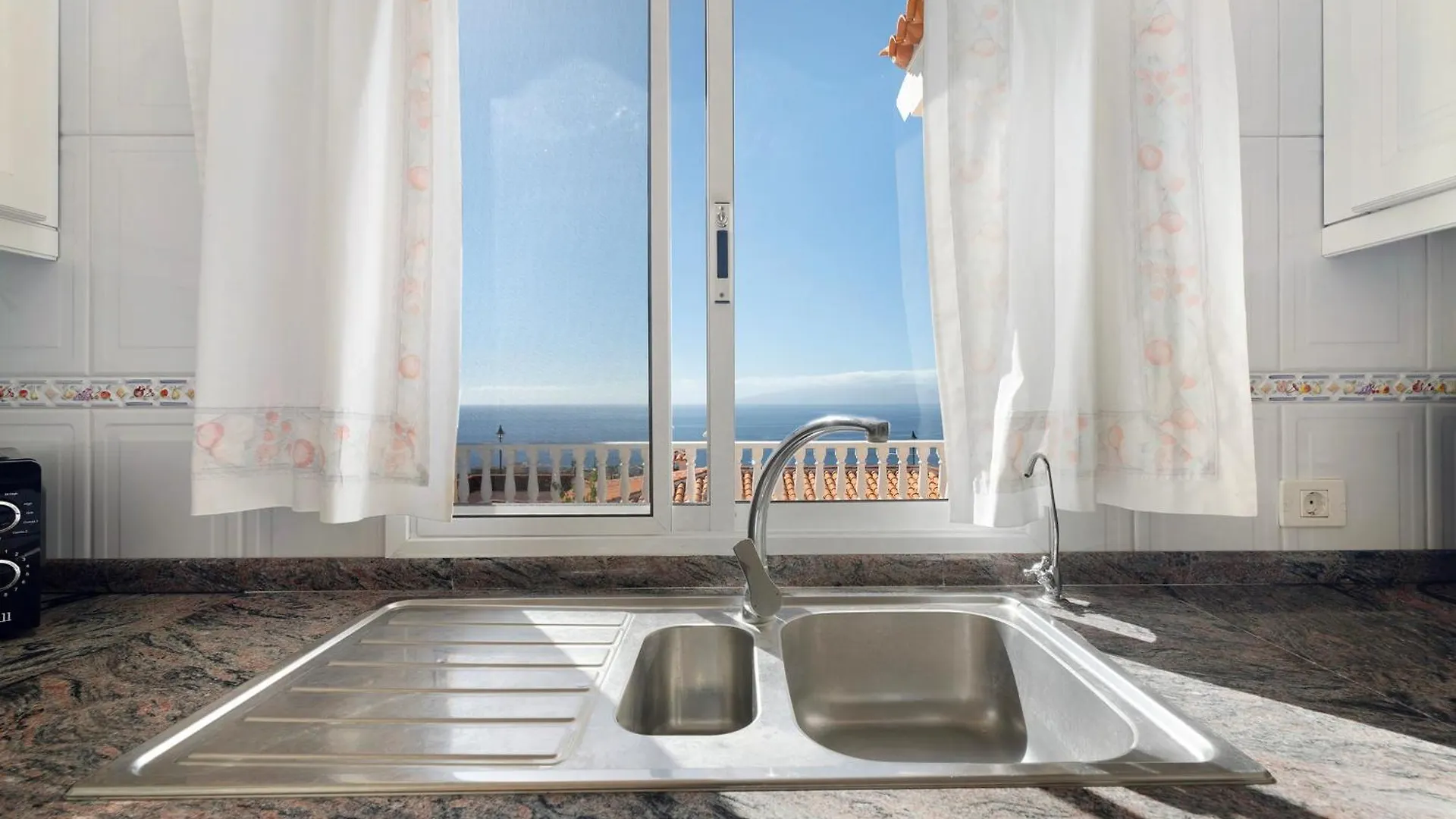 Casa Carla Private, Pool, Air By Paramount Holidays Пуэрто-де-Сантьяго